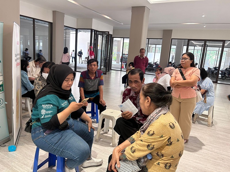 konsultasi hasil dengan tiim apotek PAKAI==